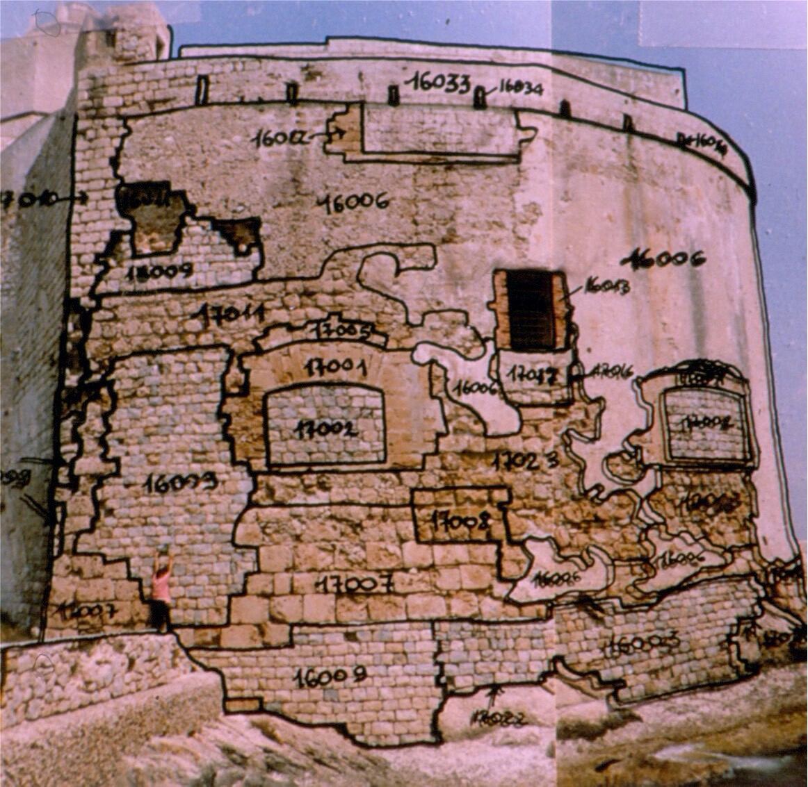 Rilievo stratigrafico numerato della torre del Castello della Colombaia